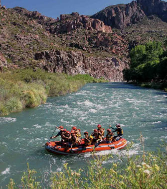 Rafting en el río Atuel, Mendoza